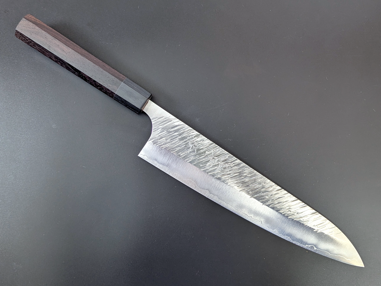 Kurosaki Yu Fujin SG2 Gyuto Mango de palisandro de 240 mm