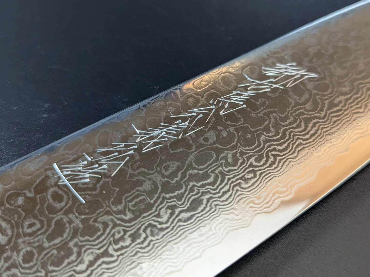Yoshihiro ZA18 Damascus Santoku 180mm Premium Wood Sheath