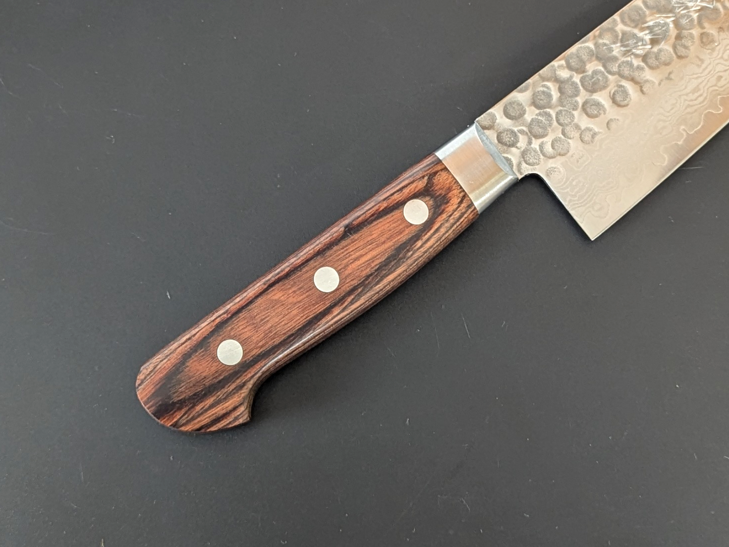 Yoshihiro VG10 Tsuchime Damascus Gyuto 210mm Mahogany Plywood Handle