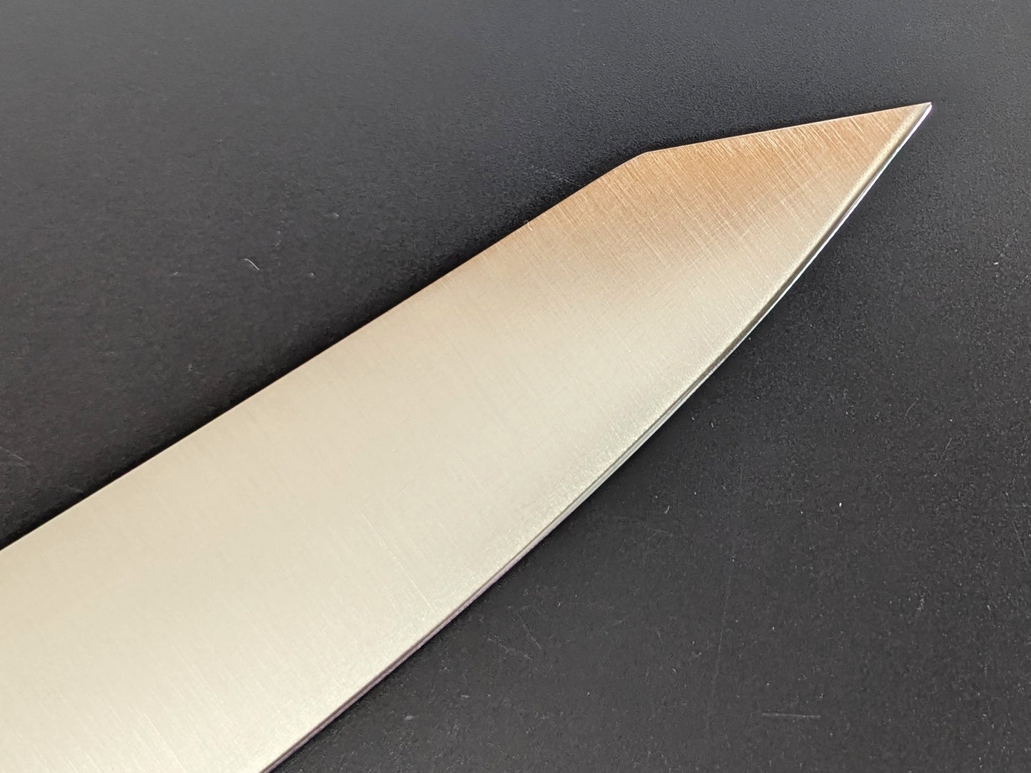 Inoguchi AUS8 Kiritsuke Santoku 210mm Wine Red Handle