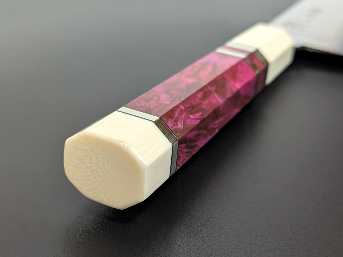 Inoguchi AUS8 Kiritsuke Santoku 210mm Wine Red Handle