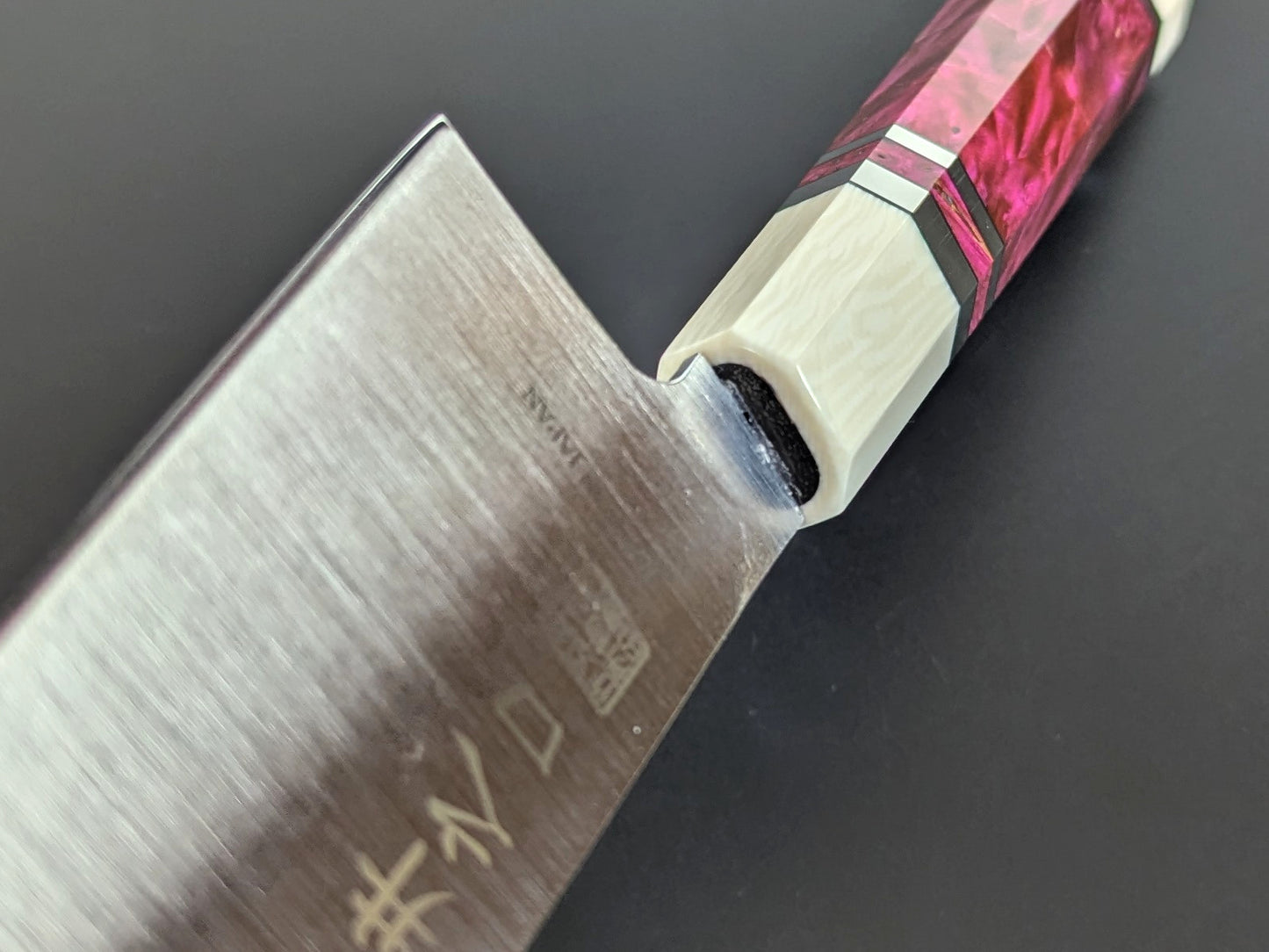 Inoguchi AUS8 Kiritsuke Santoku 210mm Wine Red Handle