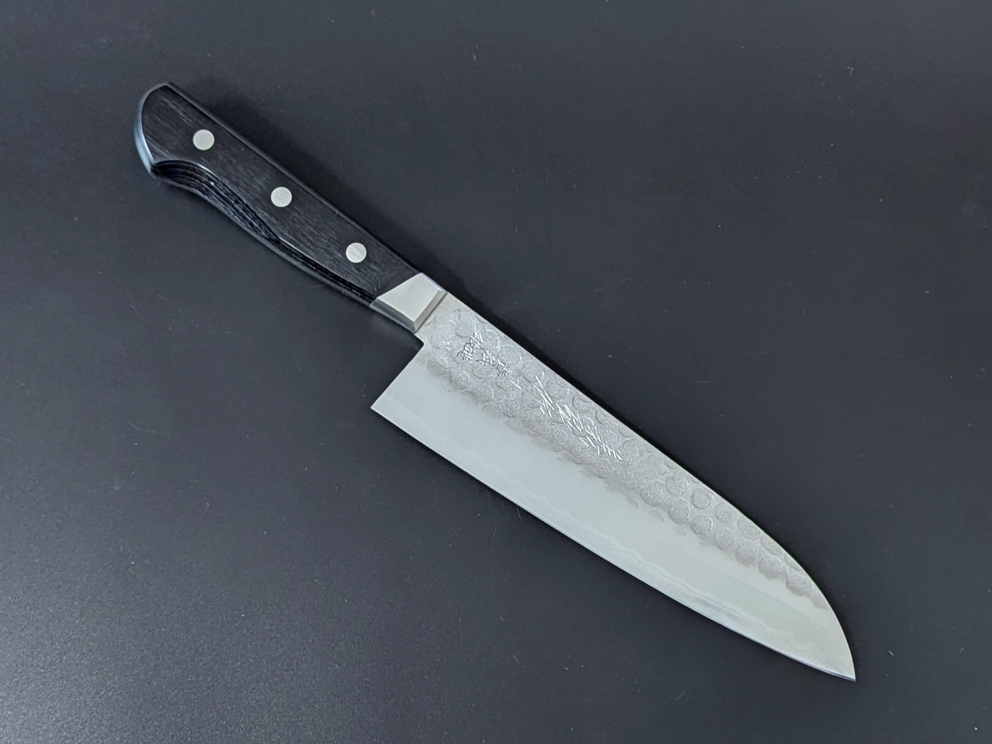 Yoshihiro Aogami#2 Nashiji Tsuchime Santoku 180mm Black Plywood Handle