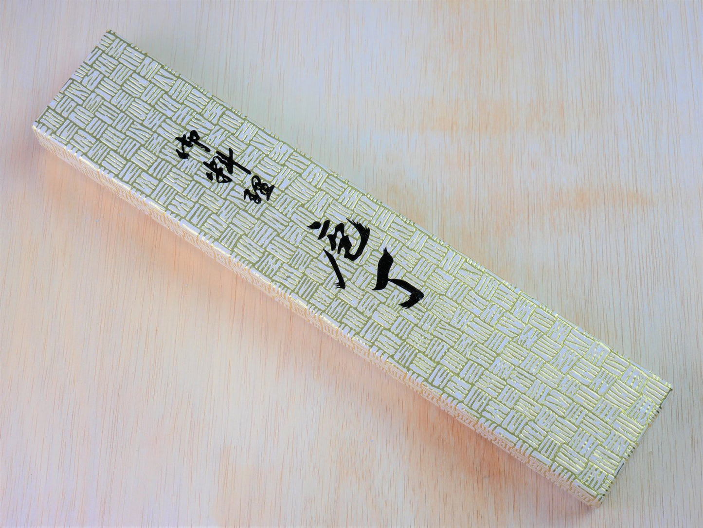 Package of 180mm Gingami No.3 gyuto forged by Takahashikusu