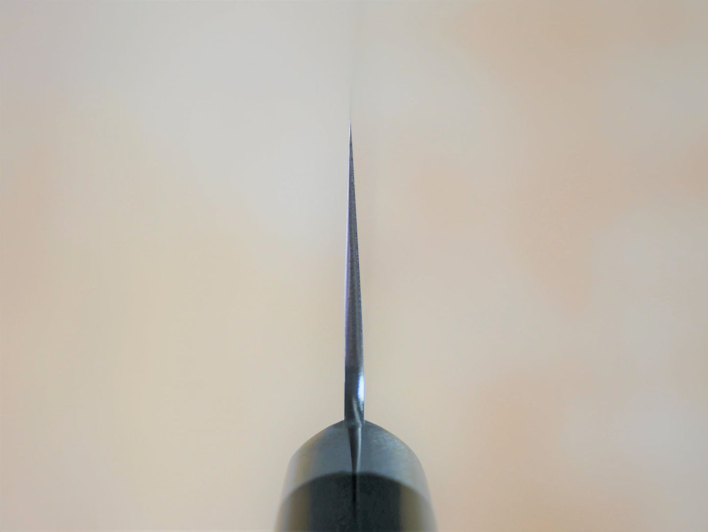 Heel of 210mm VG10 gyuto forged by Takahashikusu