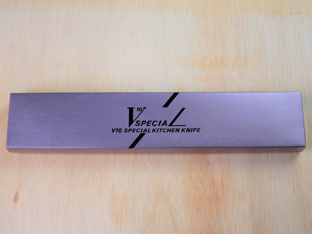 Package of 210mm VG10 gyuto forged by Takahashikusu