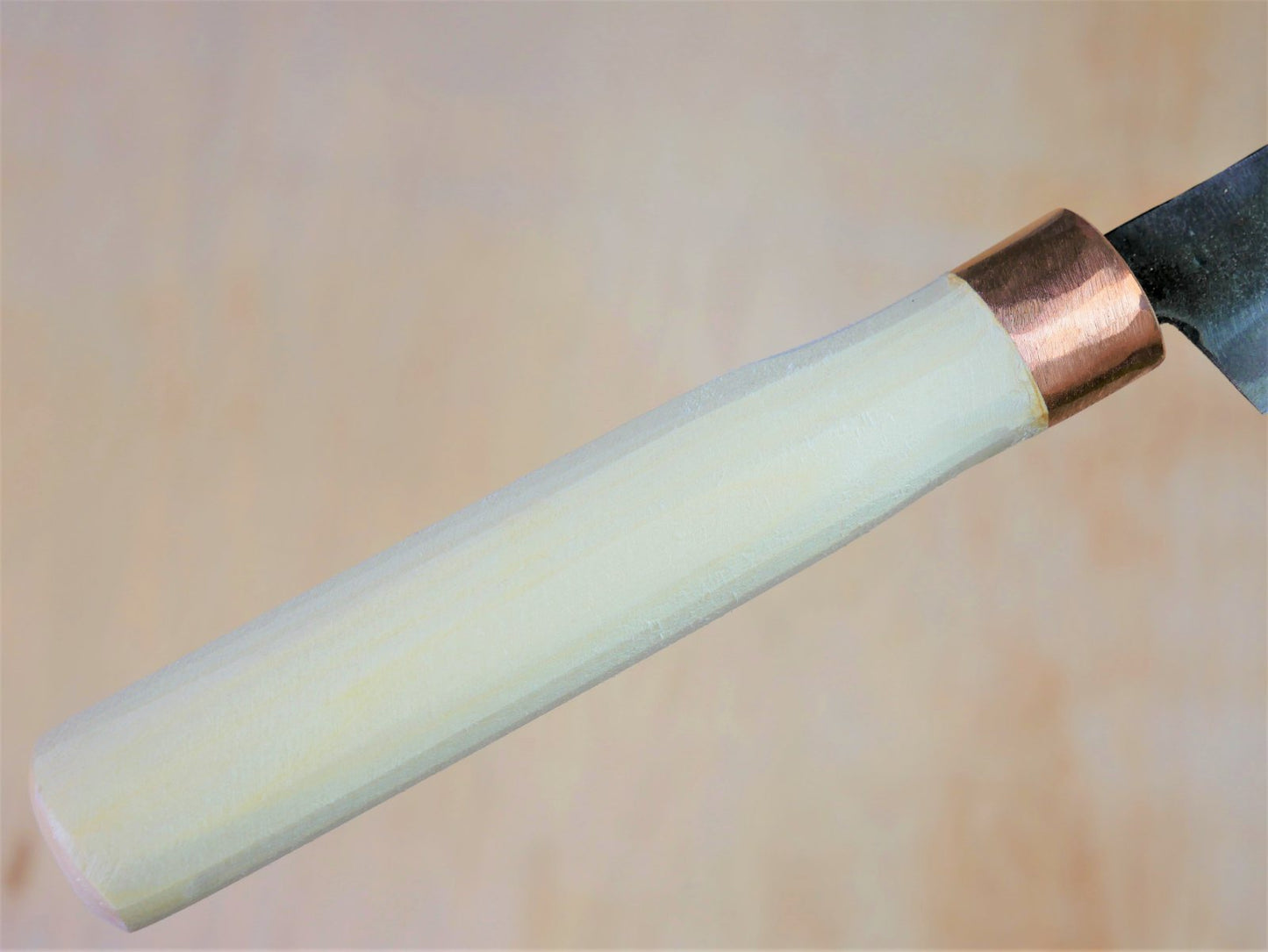 Hand carved wooden handle of 180mm Shirogami No.3 Yanagiba made by Tsutomu Takahashi