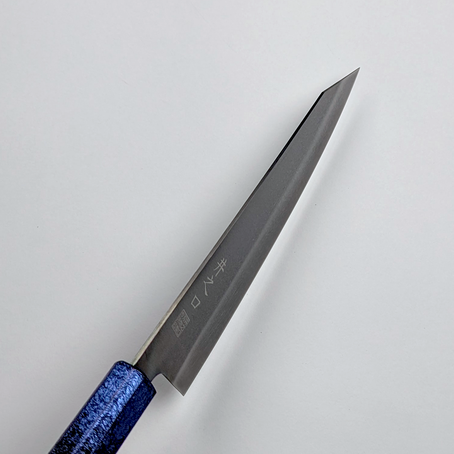 Inoguchi Ginsan Kurosome Kiritsuke Santoku 210mm Black&Blue-Lacquered Oak Handle