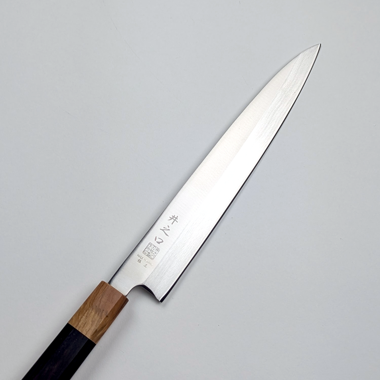 Inoguchi Ginsan Yanagiba 210mm Ebony Handle