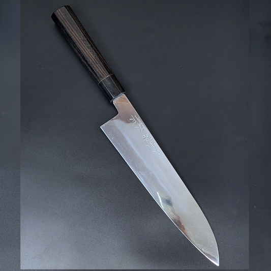 Cuchillo Santoku mediano Yamamoto Sukenaga Tamahagane con acabado de espejo de 180 mm y mango de ébano
