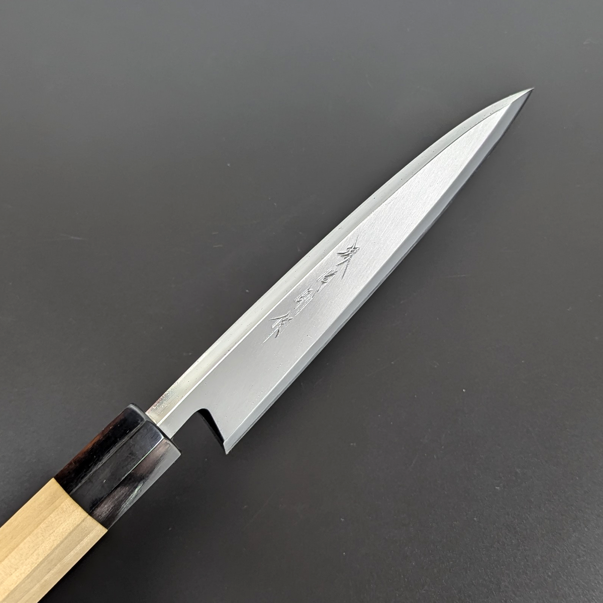 Yamatsuka Hamono Ginsan Kasumi Deba 170mm Magnolia Handle