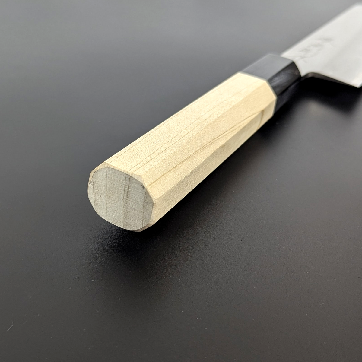 Yamatsuka Hamono Ginsan Acero Inoxidable Kasumi Santoku 180mm