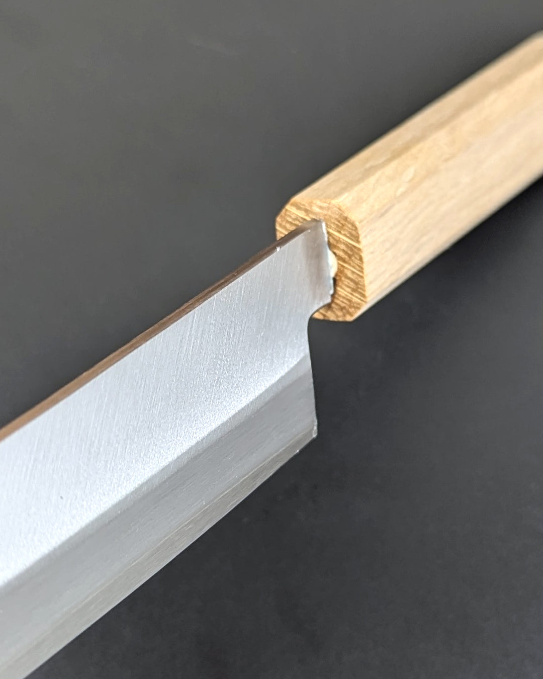 Yoshihiro Silver Steel #3 Nashiji Japanisches Santoku 165 mm (6,5 Zoll) Walnussgriff