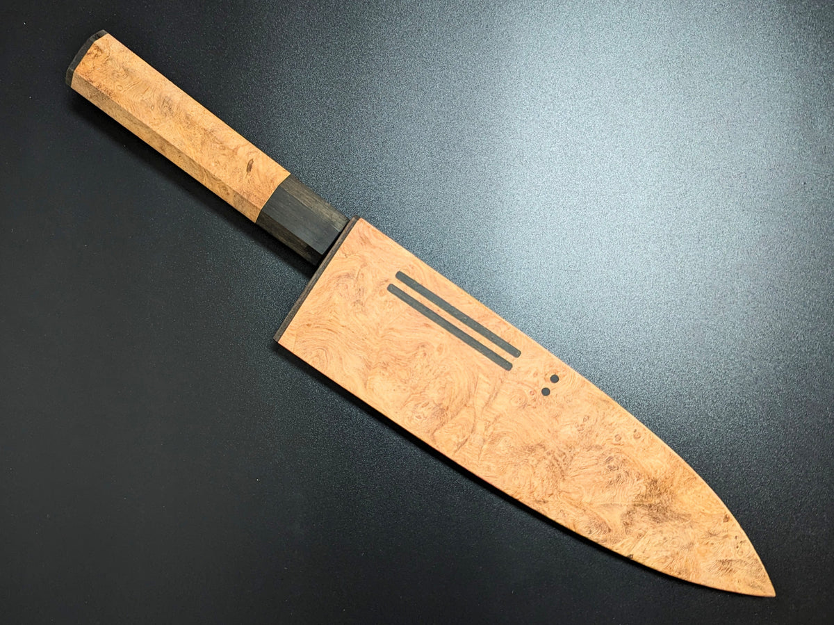 Cuchillo Santoku de Damasco Yoshihiro AUS10 Tsuchime de 180 mm con mango y funda Narra